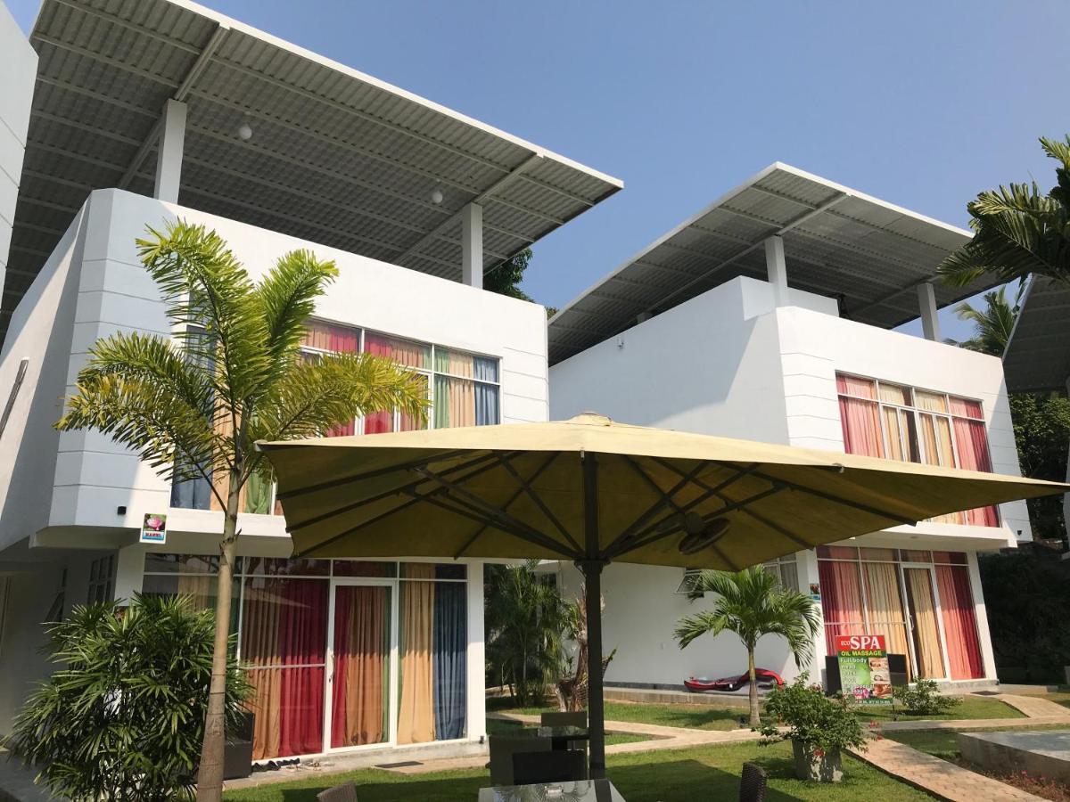Neptune Eco Villas Weligama Exterior photo